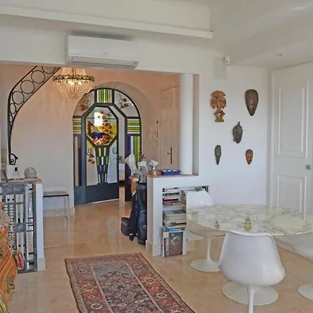 With 2 Bedrooms In Cannes, With Wonderful Sea View, Terrace Lägenhet