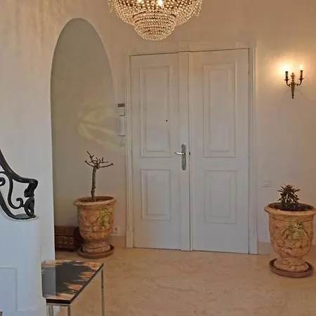 With 2 Bedrooms In Cannes, With Wonderful Sea View, Terrace Apartamento Cannes